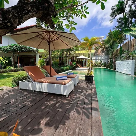 Tranquil Classic Balinese Villa